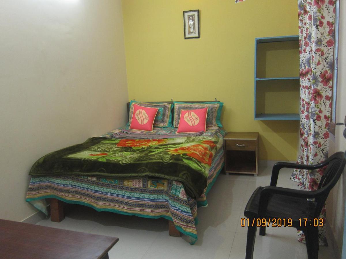 Kedar Guest House -Feel At Home Varanasi Exteriör bild