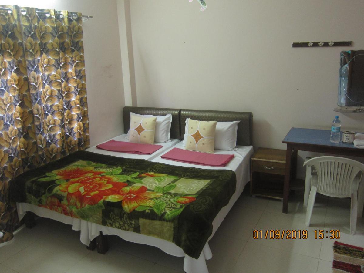 Kedar Guest House -Feel At Home Varanasi Exteriör bild