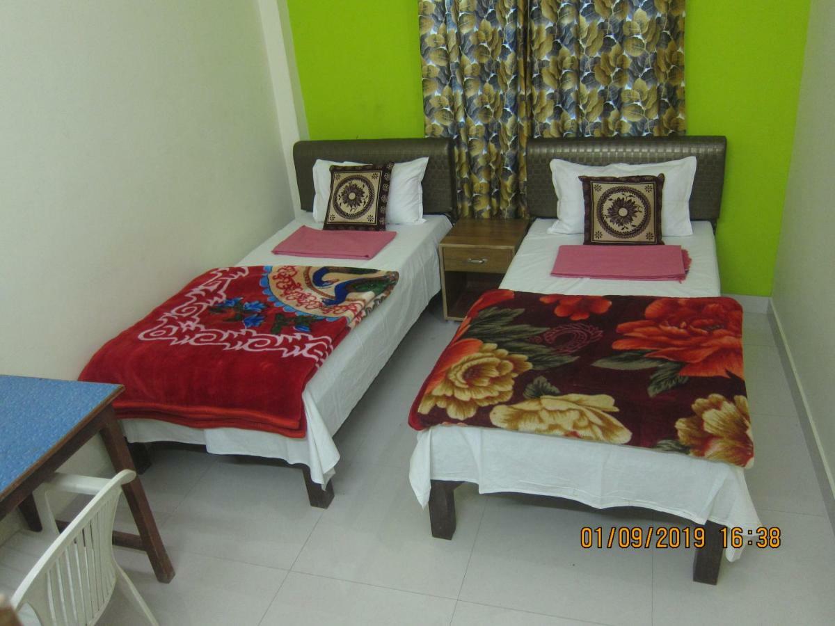 Kedar Guest House -Feel At Home Varanasi Exteriör bild