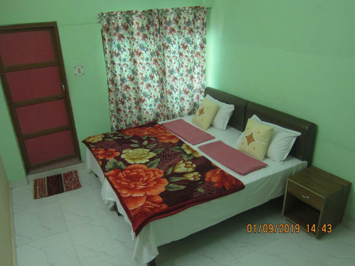 Kedar Guest House -Feel At Home Varanasi Exteriör bild